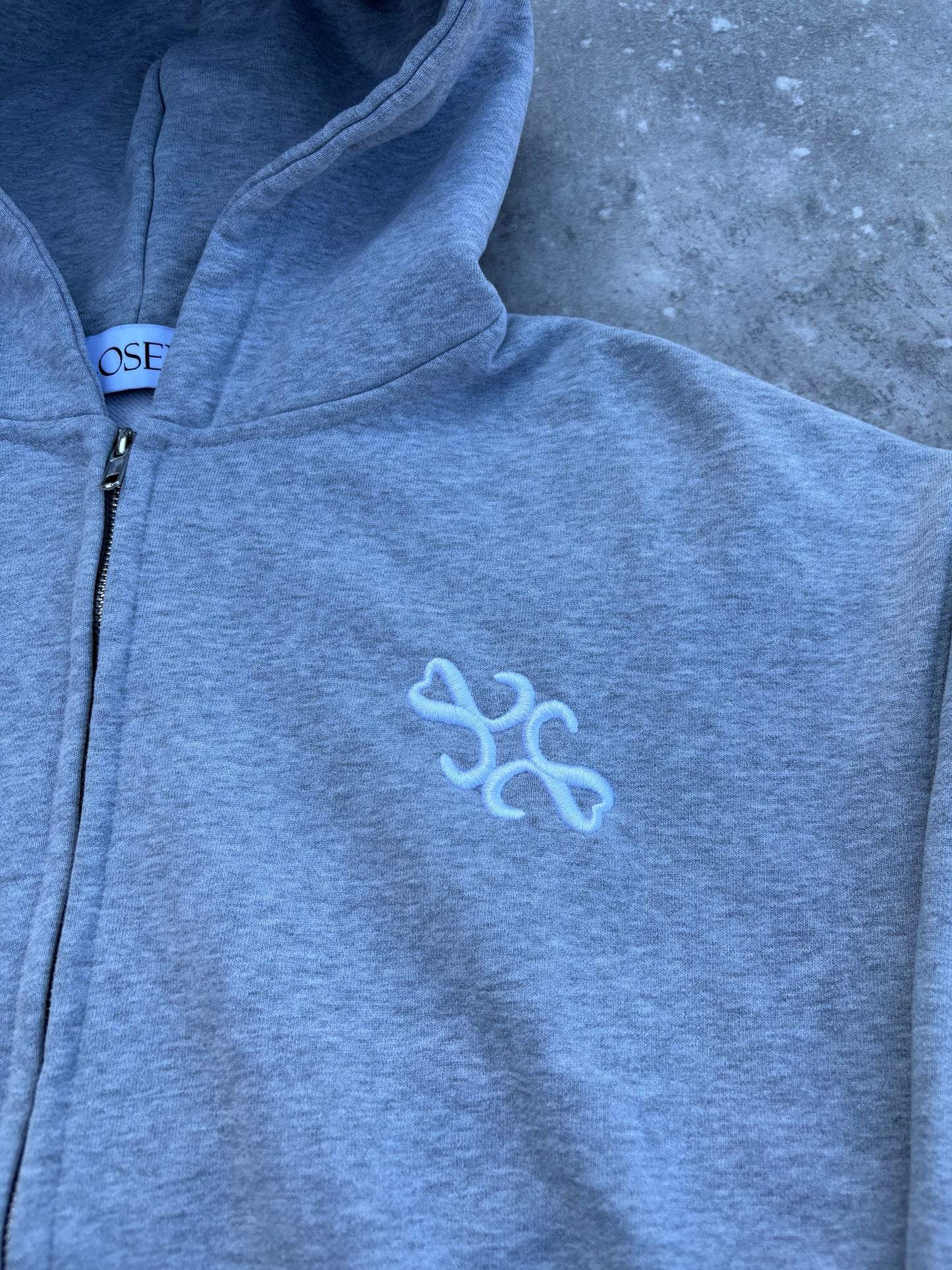 ZIP GREY LOSEN "NIS"